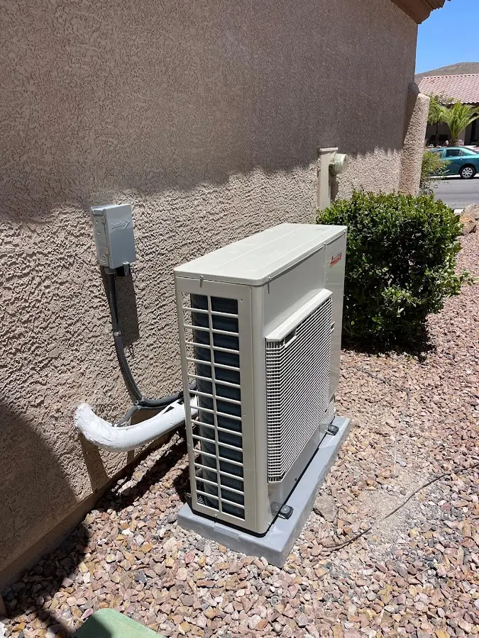 Residential air conditioning condenser unit in Show Low